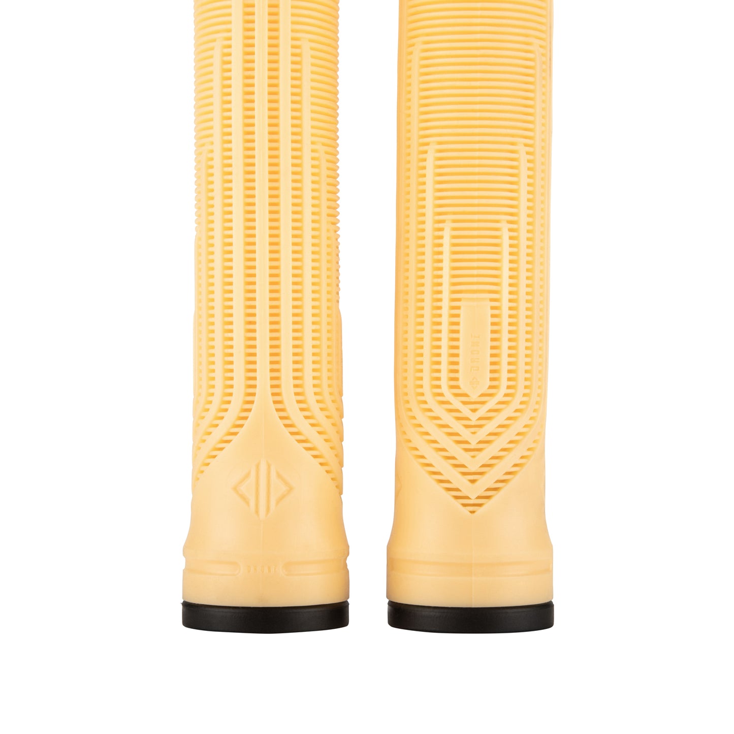 Acolyte grips gum 3